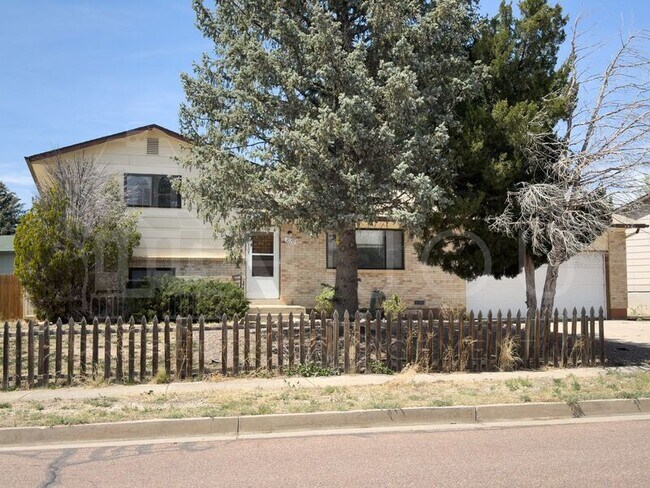 property at 1070 Branding Iron Dr