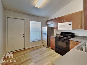 5443 Cedar Ln in Orlando, FL - Foto de edificio - Building Photo