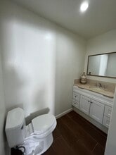 13836 Cohasset St in Van Nuys, CA - Building Photo - Building Photo