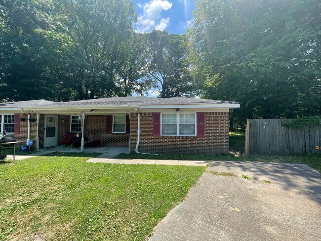 4613 Hardy Ct in Suffolk, VA - Building Photo - Building Photo