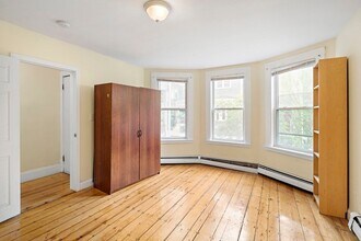 64 Pleasant St in Cambridge, MA - Building Photo - Building Photo
