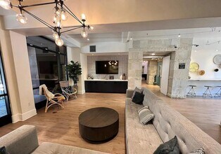 24505 Town Center Dr, Unit Unit# 7102 in Valencia, CA - Building Photo - Building Photo