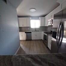 4820 Lucerne Lakes Blvd W in Greenacres, FL - Foto de edificio - Building Photo