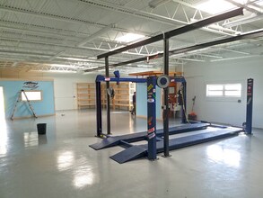 1140 NE Dixie Hwy in Jensen Beach, FL - Building Photo - Building Photo