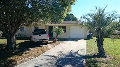 12619 3rd St in Ft. Myers, FL - Building Photo