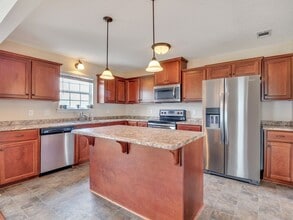 85 Kinlock Ct in Midway, GA - Building Photo - Building Photo