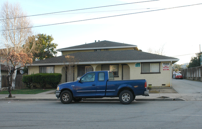 7080 Eigleberry St in Gilroy, CA - Building Photo - Building Photo