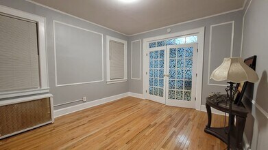 37 Highland Ave, Unit Spacious 2bdrm, Apt #2L in Newark, NJ - Foto de edificio - Building Photo