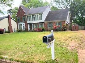 7921 Elm Leaf Dr in Germantown, TN - Building Photo