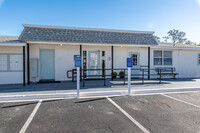 Seaside Apartments in Atlantic Beach, FL - Foto de edificio - Building Photo