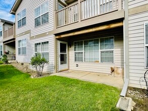 1323 N Red Oak Cir in Round Lake Beach, IL - Building Photo - Building Photo