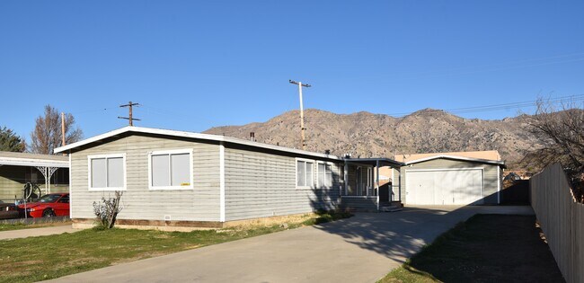 2024 Marquis St, Unit 3W in Lake Isabella, CA - Building Photo - Building Photo