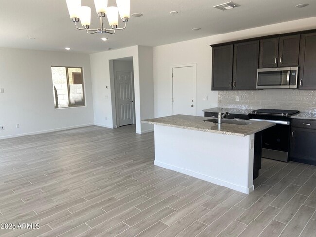 2174 N Marketside Ave in Buckeye, AZ - Building Photo - Building Photo