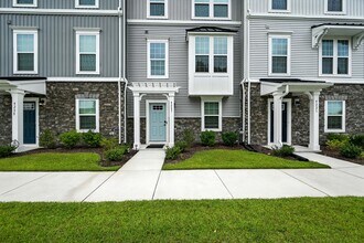 4227 Meander Wy in Chesapeake, VA - Building Photo - Building Photo