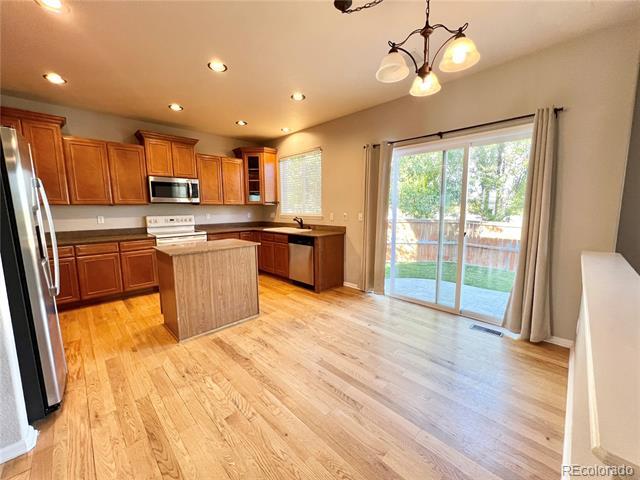 5001 Laurelglen Ln in Littleton, CO - Building Photo - Building Photo