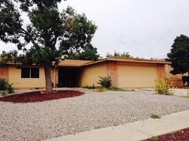 7801 Calle de Cobre NE in Albuquerque, NM - Building Photo