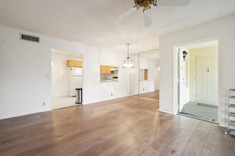 801 Sky Pine Way in Greenacres, FL - Building Photo - Building Photo