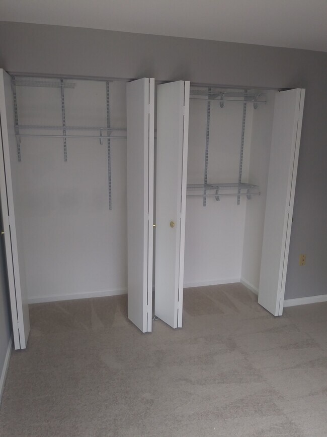 1105 Castle Harbor Way in Glen Burnie, MD - Building Photo - Building Photo