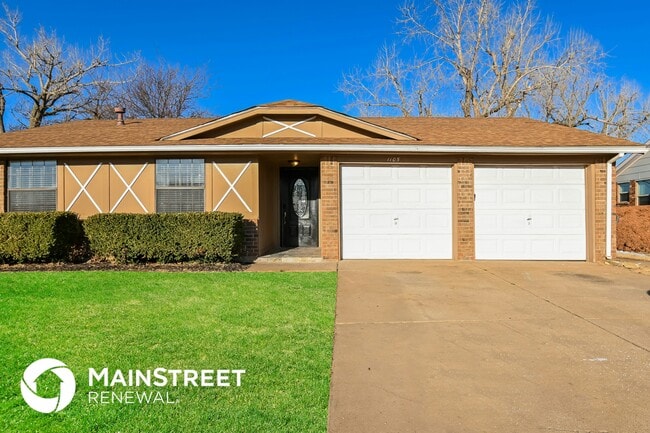 property at 1105 S Avery Dr