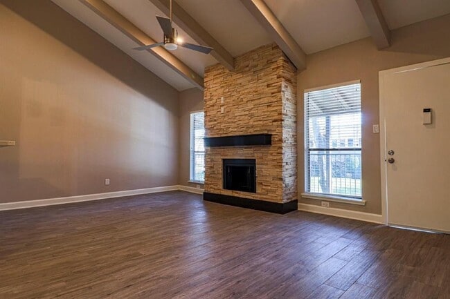 property at 1100 Augusta Dr