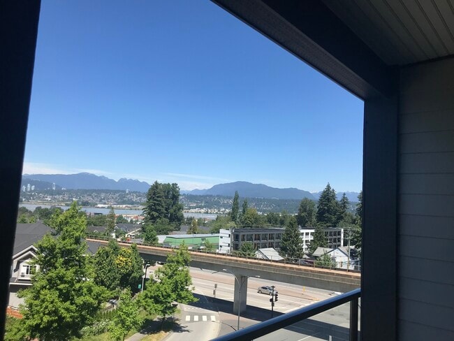 property at 11077 Ravine Rd