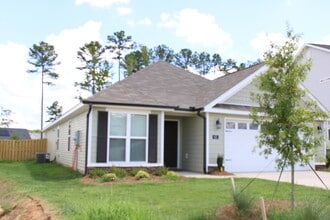 921 Holbrook Dr in Grovetown, GA - Building Photo - Building Photo