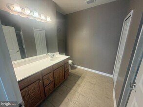 8470 Ice Crystal Dr in Laurel, MD - Building Photo - Building Photo