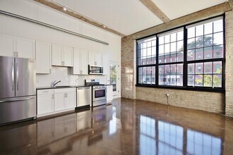 1 E Main St in Beacon, NY - Building Photo - Building Photo