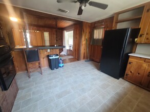 1621 S Stewart St in Azle, TX - Building Photo - Building Photo