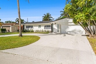 5419 NE 22nd Ave in Fort Lauderdale, FL - Building Photo - Building Photo
