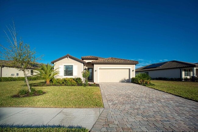 6524 Clairborne Ln in Bradenton, FL - Building Photo - Building Photo