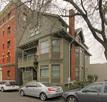 110 NW King Ave Apartments