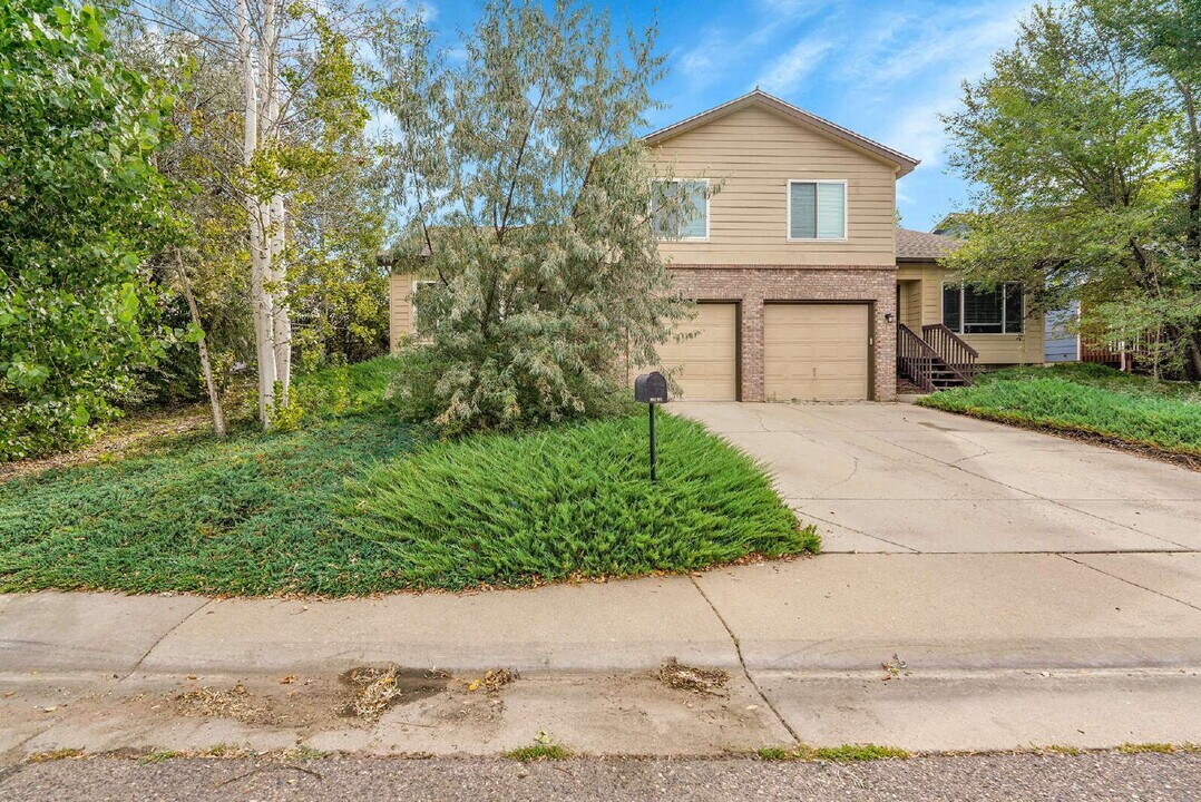 472-474 N 21st Ave in Brighton, CO - Building Photo