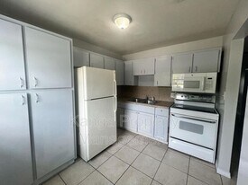 3210 Louisiana Ave in Fort Pierce, FL - Building Photo