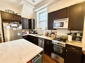 20 Hancock St, Unit 2 in Boston, MA - Building Photo