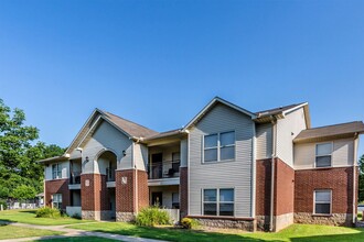 Sentinel of Conway Apartments in Conway, AR - Building Photo - Building Photo