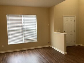 390 Modesta Rd in Columbus, OH - Building Photo - Building Photo