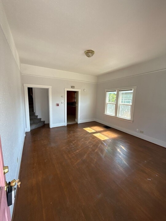 311 N 9th St in Klamath Falls, OR - Building Photo