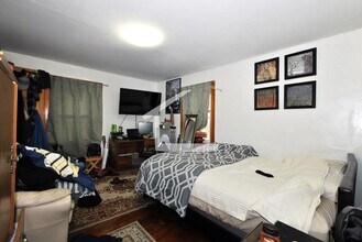 31 S Crescent Circuit in Boston, MA - Building Photo - Building Photo