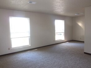 46 Bellevue Dr, Unit 4 in Collinsville, IL - Building Photo - Building Photo
