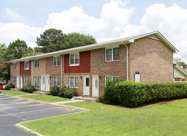 Cedar Street Townhomes in Carrollton, GA - Building Photo - Building Photo