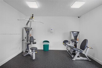 130 Cypress Club Dr in Pompano Beach, FL - Building Photo - Building Photo