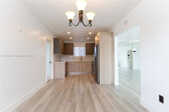 431 NW 47th St in Miami, FL - Building Photo - Building Photo