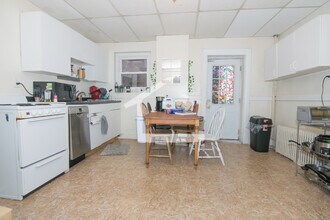 212 Hemenway St, Unit 1 in Boston, MA - Building Photo - Building Photo