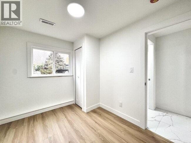 property at 4720 Ashbury Pl