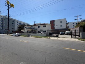 1103 S Hobart Blvd in Los Angeles, CA - Building Photo