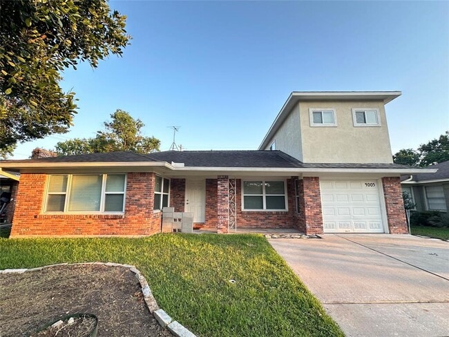 4005 Nenana Dr in Houston, TX - Building Photo - Building Photo
