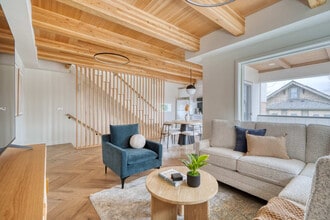 5022 NE 26th Ave in Portland, OR - Building Photo - Building Photo