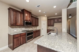 6404 Sudbury Ln in Mesquite, TX - Building Photo - Building Photo