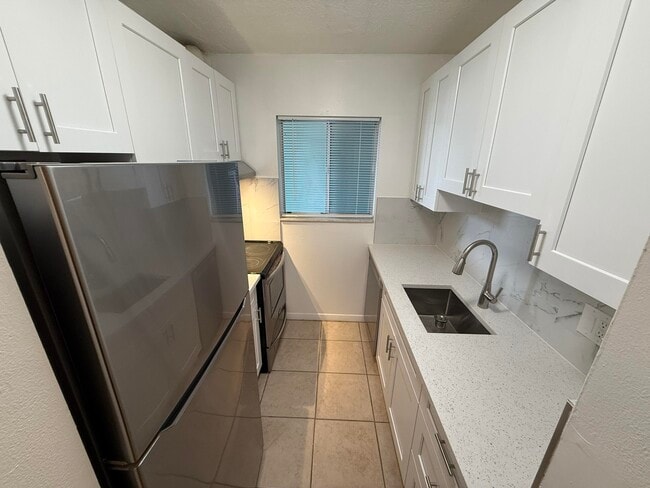 306 E Ocean Ave in Boynton Beach, FL - Building Photo - Building Photo